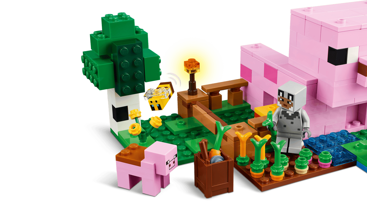 LEGO® Minecraft® The Baby Pig House