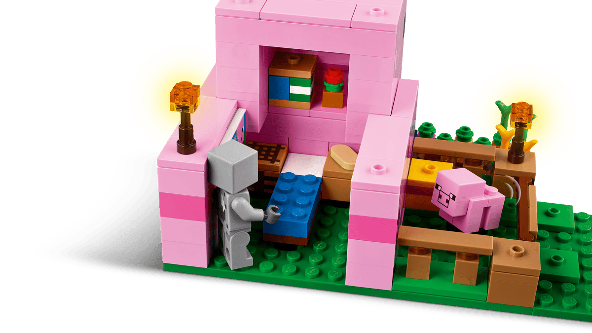 LEGO® Minecraft® The Baby Pig House