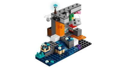 LEGO® Minecraft® The Warden Encounter