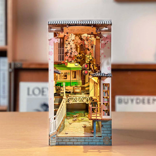 Rolife Book Nook - Sakura Densya