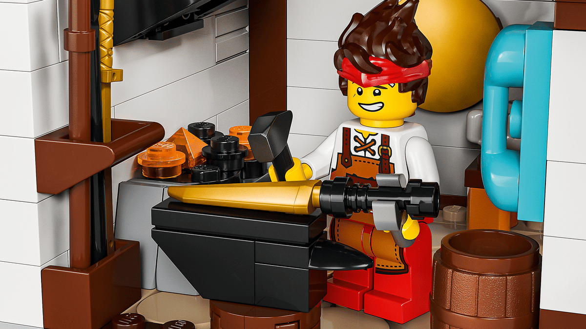 LEGO® NINJAGO® Four Weapons Blacksmith 15th Anniversary