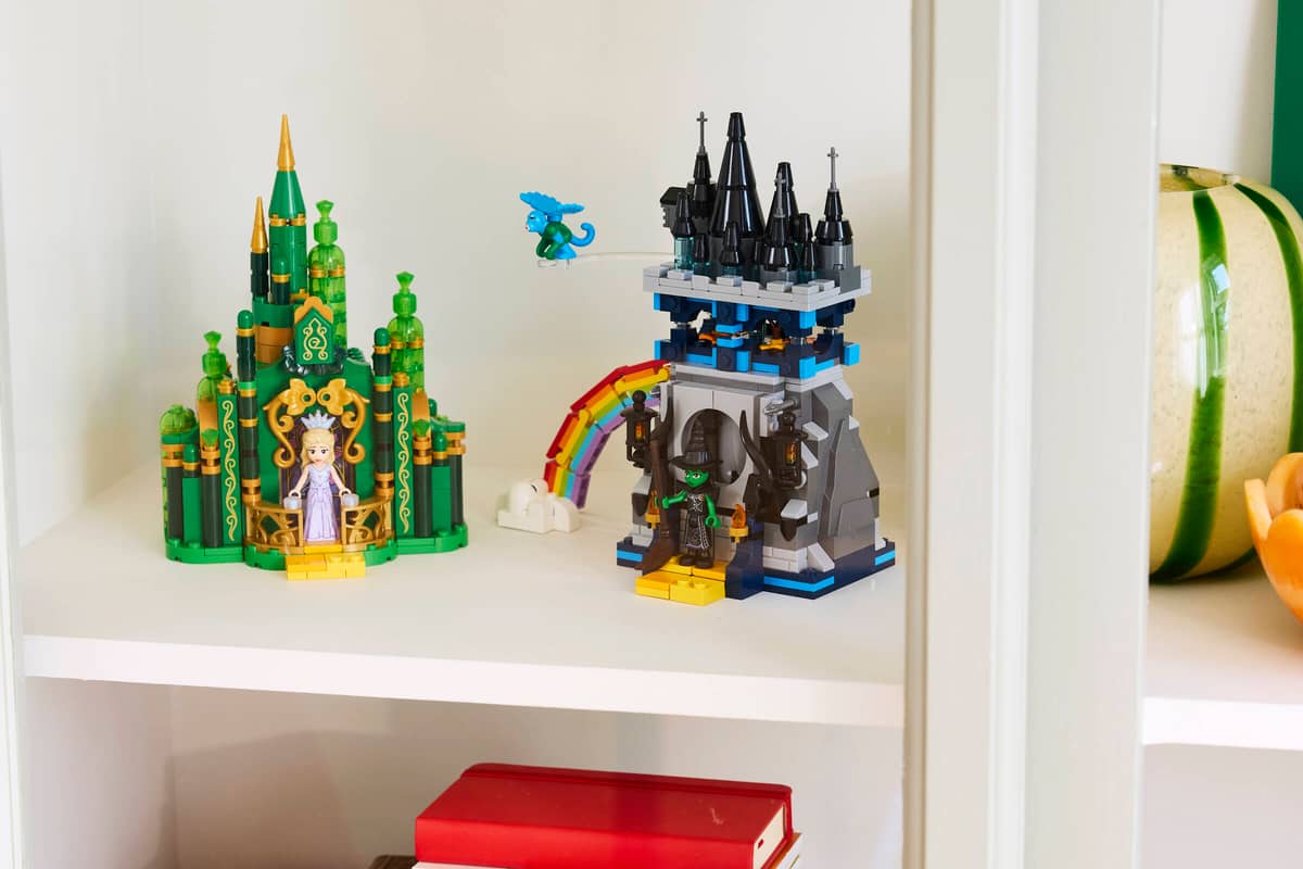 LEGO® Wicked Emerald City & Kiamo Ko Castle