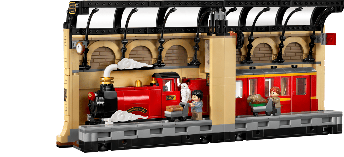 LEGO® Harry Potter™ Book Nook: Hogwarts™ Express