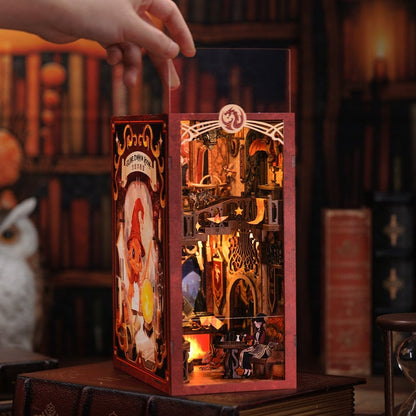 CuteBee Book Nooks- Flame Common Room