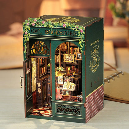 CuteBee Book Nook- Owl Bookstore